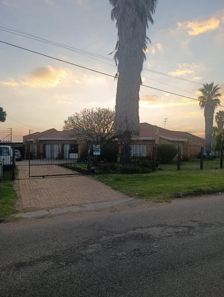 Property For Rent in Elspark, Germiston
