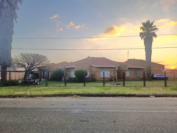 Property For Sale in Elspark, Germiston